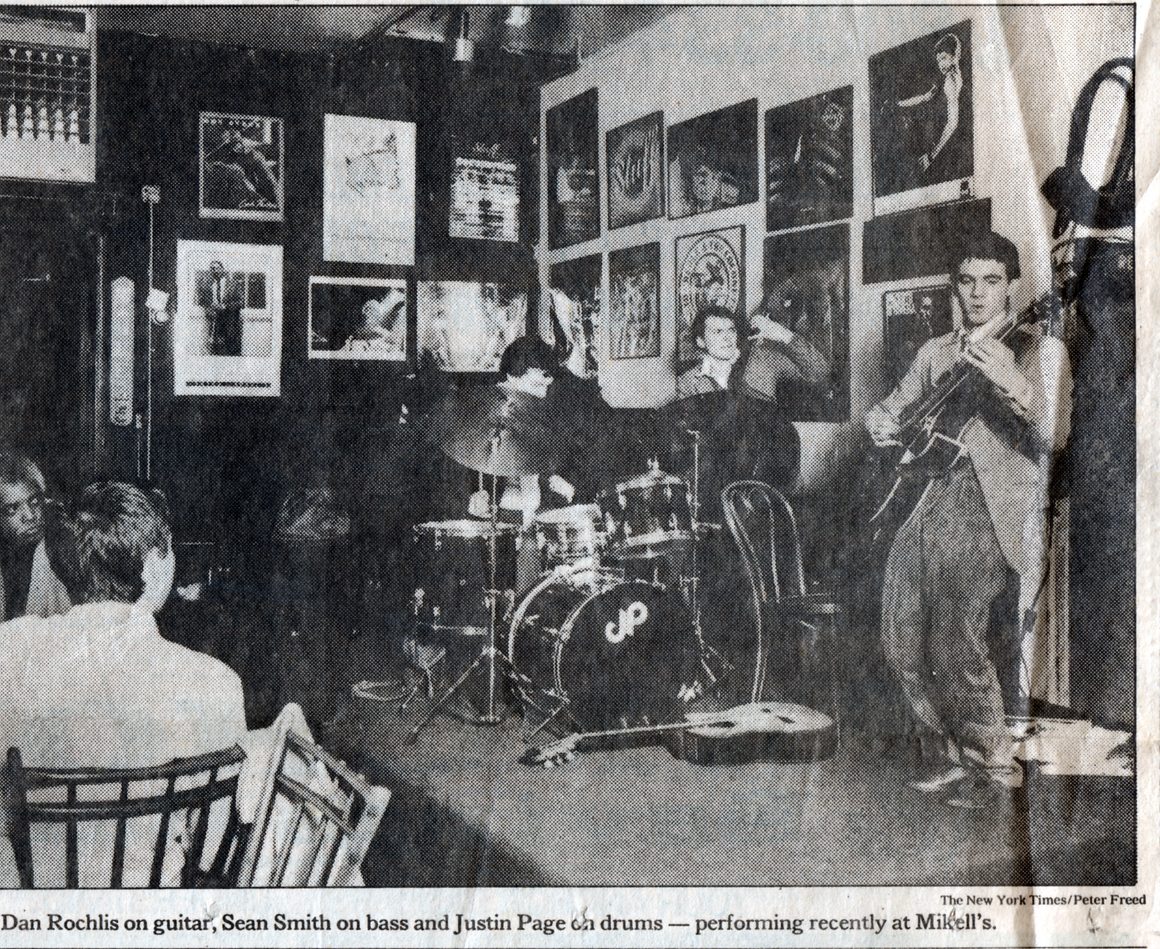 New York Times clipping of Dan Rochlis trio at Mikell's in 1986